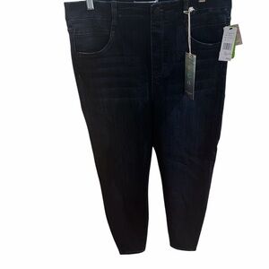 Liverpool Women's Dark Wash Jeggings